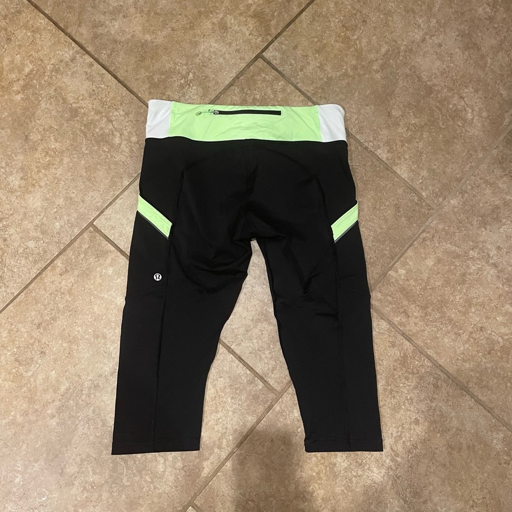 Lululemon Run Mod Moves Crop - Picture 5 of 10